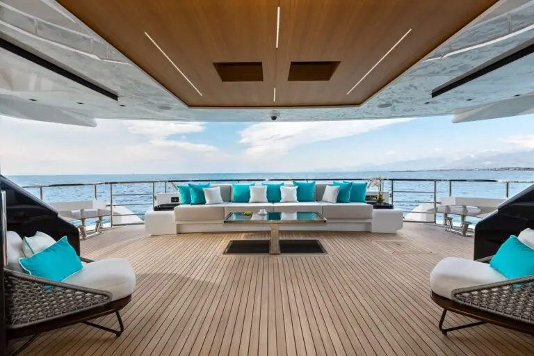 eva-mangusta