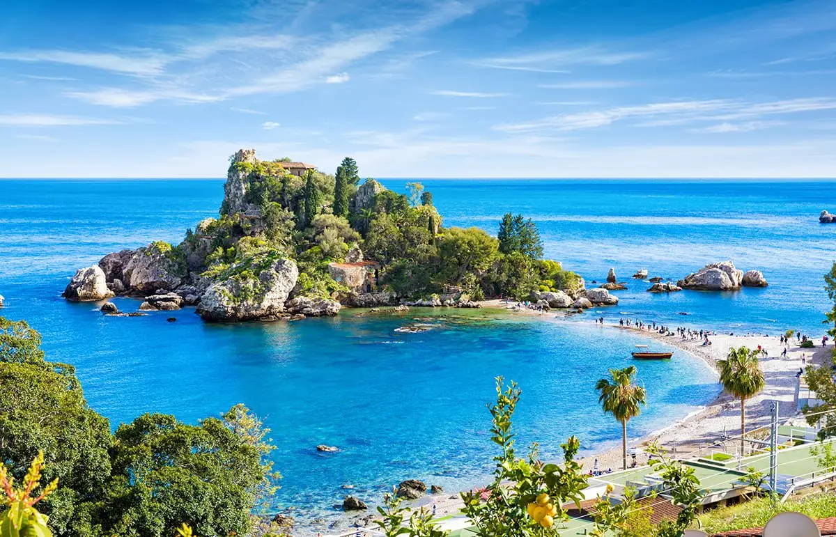 Isola Bella, Taormina – Scenic Bay and Lush Island on Sicily’s Eastern Coast