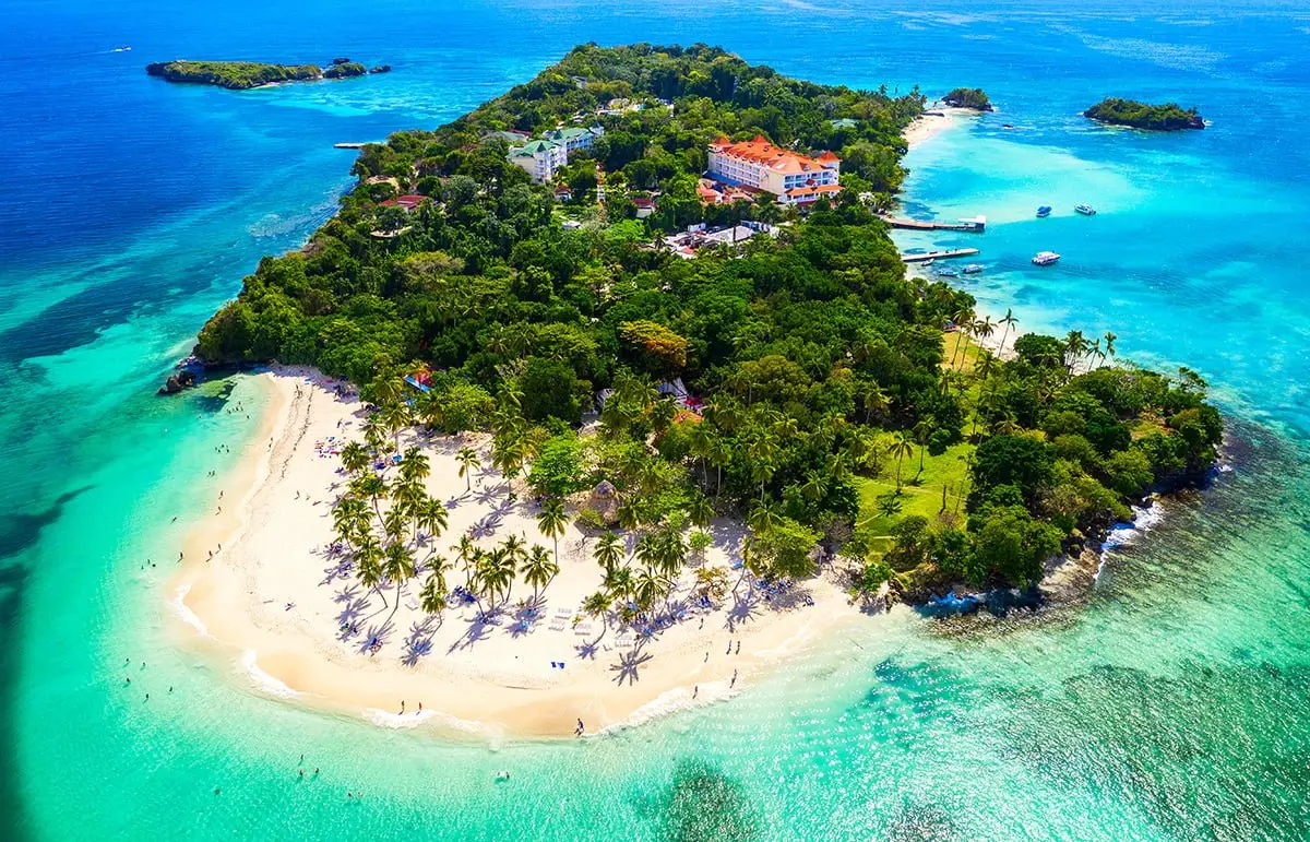 Island Cayo Levantado