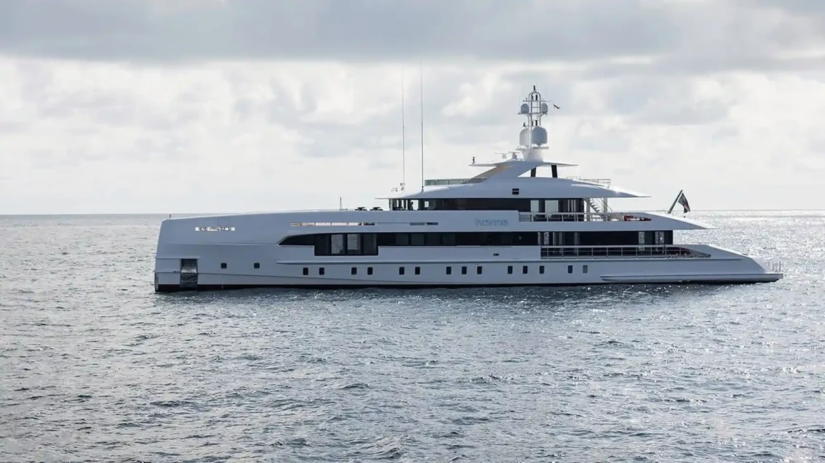 mega yachts