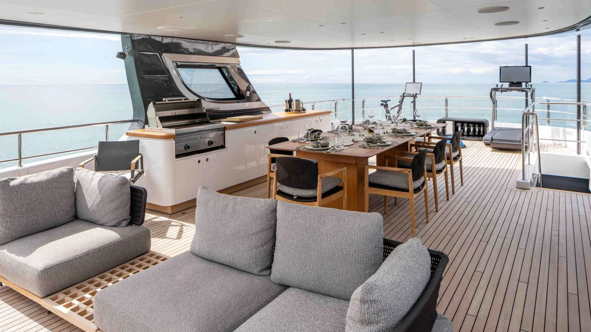 Alfresco dining on board Benetti A+ 34m 2024 yacht for charter