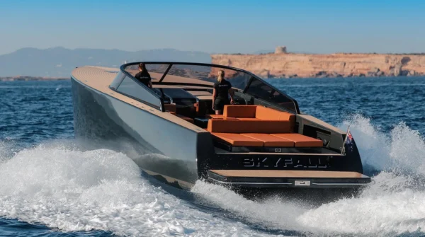 The VanDutch 55 is a striking luxury day yacht available for charter on the French Riviera. With her sleek design, spacious open deck, and powerful performance, she is the perfect choice for stylish cruising between Saint-Tropez, Cannes, and Monaco. Ideal for glamorous events like the Cannes Film Festival or the Monaco Grand Prix, the VanDutch 55 offers a high-end yachting experience with optional catering, drinks, and water sports.
