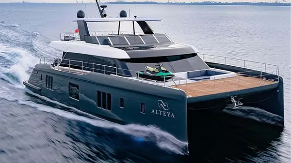 Alteya - Sunreef 70' Power Catamaran