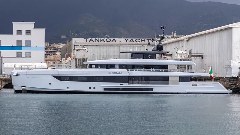 Tankoa T450 Singolare – 45m Explorer Motor Yacht - Echonautique.com Tankoa T450 Singolare 45m motor yacht – custom explorer with wellness deck and six guest suites