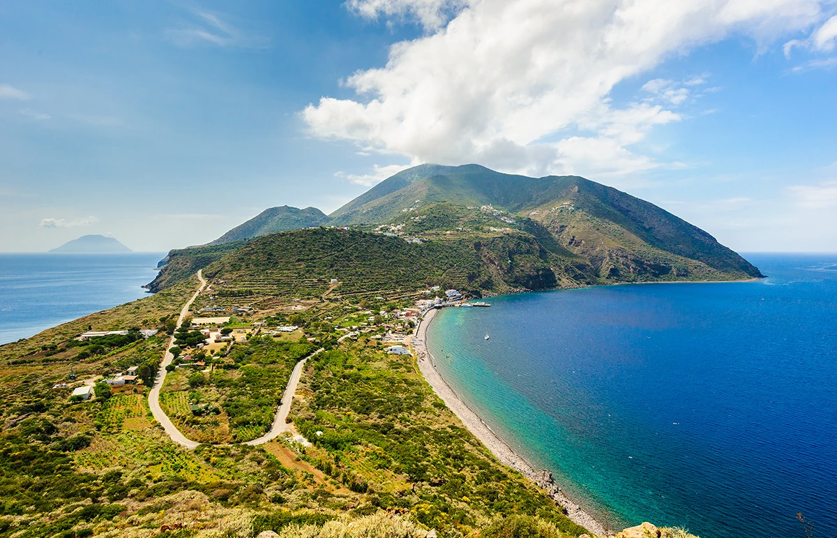 A stunning view on Filicudi island seashore, Sicily, Italy. - Echonautique.com A stunning view on Filicudi island seashore, Sicily, Italy.